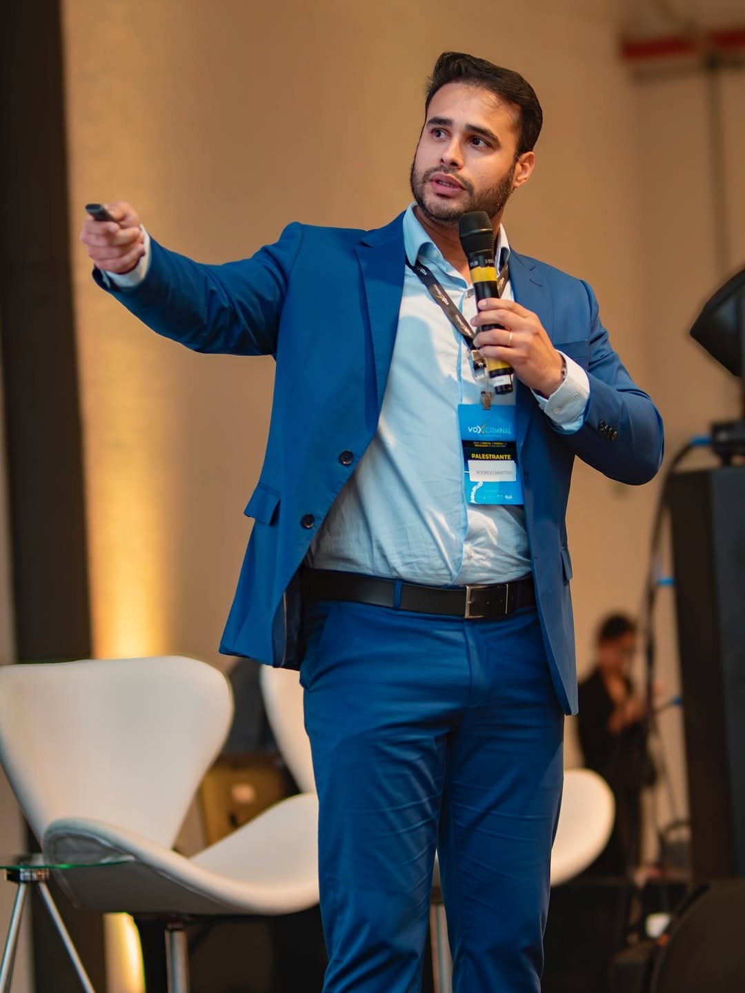 Dr. Rodrigo Martins em palestra